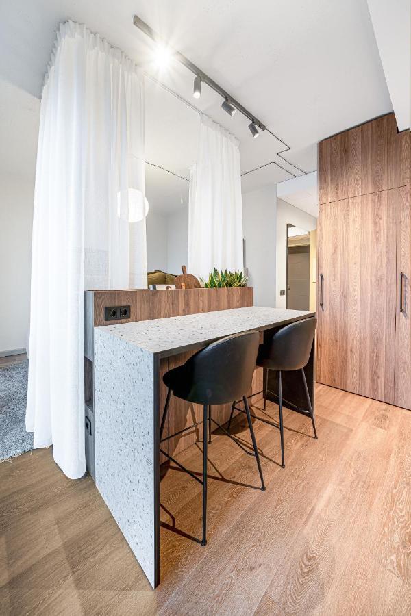 Cosy Panoramic Studio In The Center For 1-2 Pers. Kaunas Luaran gambar